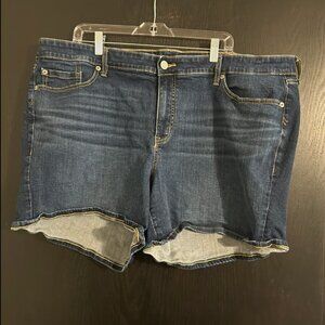 Torrid Perfect 3.5” Shorts – Vintage Stretch – Size 24